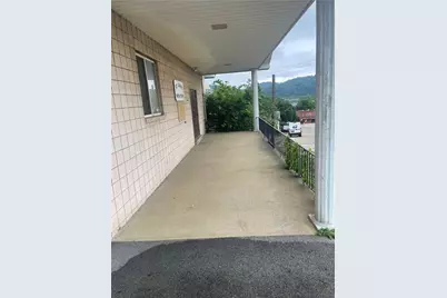 750 5th  St, Ambridge, PA 15003 - Photo 3