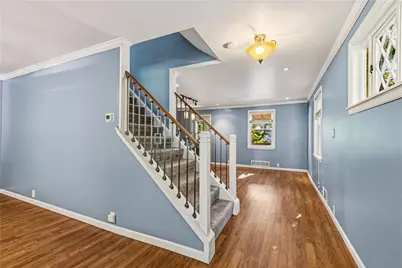 2368 Buena Vista St, Pittsburgh, PA 15218 - Photo 9