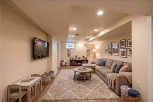 202 Russell Dr, Pittsburgh, PA 15147 - Photo 15