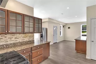 128 Weber Wy, Pittsburgh, PA 15210 - Photo 15
