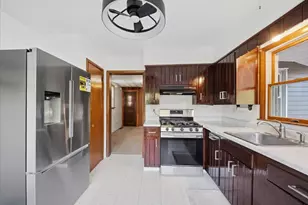 118 Todd Ln, Center Township, PA 15061 - Photo 9