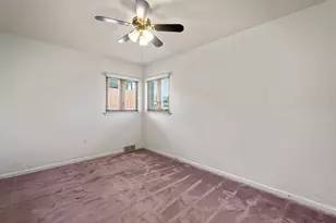 112 Larry St, Hopewell Township, PA 15001 - Photo 13