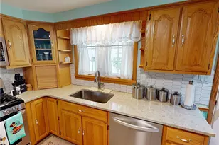 220 Decatur Dr, Twp of But SW, PA 16002 - Photo 11