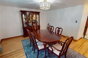 220 Decatur Dr, Twp of But SW, PA 16002 - Photo 13