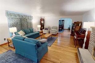 220 Decatur Dr, Twp of But SW, PA 16002 - Photo 5