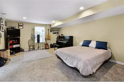 121 Chapel Harbor Dr, Pittsburgh, PA 15238 - Photo 15