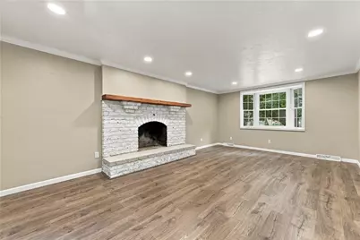 1112 Montana Ave, Harrison Township, PA 15065 - Photo 5