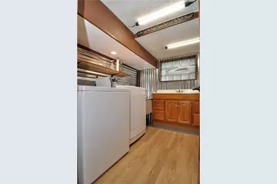 432 Oregon Ave, Glassport, PA 15045 - Photo 23