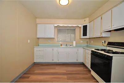 432 Oregon Ave, Glassport, PA 15045 - Photo 13