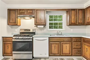 113 Larchwood Dr, Wilkins Township, PA 15145 - Photo 13