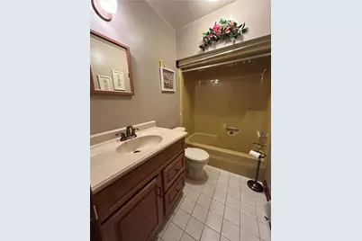 2690 Harlansburg Rd, Scott Township, PA 16101 - Photo 11
