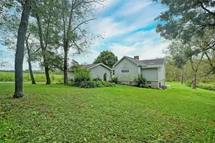 23 Ridge Rd, Hopewell, PA 15312 - Photo 3