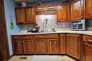 302 S Monroe St, Butler, PA 16001 - Photo 23