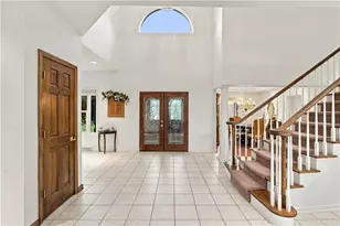 544 Green Parrot Ln, Fawn Township, PA 15065 - Photo 3