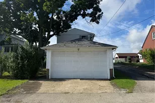 470 Braddock Ave, Uniontown, PA 15401 - Photo 3