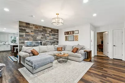 170 Kermiet Dr, Monaca, PA 15066 - Photo 13