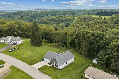 170 Kermiet Dr, Monaca, PA 15066 - Photo 3