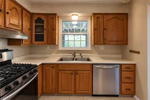 19 Hillcrest Ave, Burgettstown Boro, PA 15021 - Photo 9