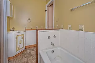 386 Fanker, Jackson Township, PA 16037 - Photo 45