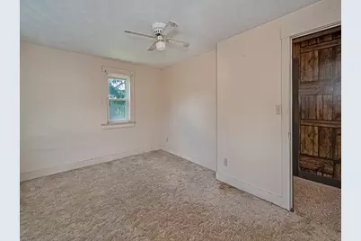 386 Fanker, Jackson Township, PA 16037 - Photo 39