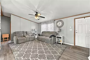 208 Knight Drive, Rostraver, PA 15012 - Photo 13
