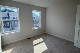 769 Olivia St, Carnegie, PA 15205 - Photo 19