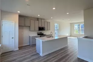 769 Olivia St, Carnegie, PA 15205 - Photo 3