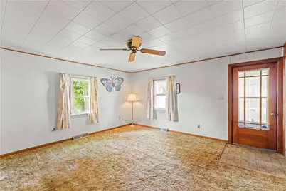 230 McClain St, Claysville, PA 15323 - Photo 5