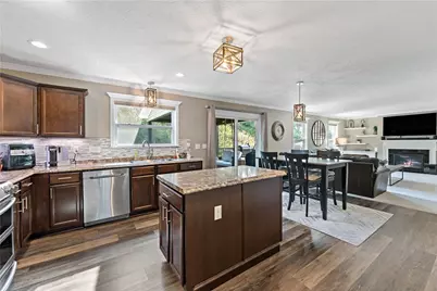310 Everest Cir, Houston, PA 15342 - Photo 17