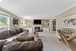 310 Everest Cir, Houston, PA 15342 - Photo 13