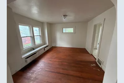 519 Wengler Ave, Sharon, PA 16146 - Photo 5