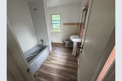 519 Wengler Ave, Sharon, PA 16146 - Photo 13