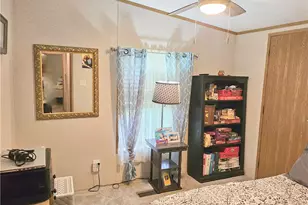 607 Amy Ln, Center Township, PA 16001 - Photo 27
