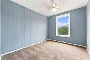 1521 Rockland Ave, Beechview, PA 15216 - Photo 9