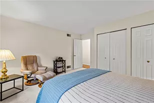 1012 Hamlin Dr, Bethel Park, PA 15102 - Photo 25