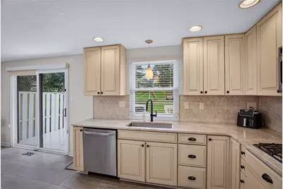 528 Hunters Path Rd, South Fayette, PA 15017 - Photo 11