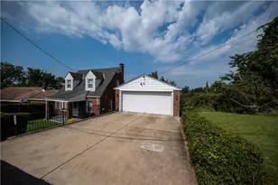 437 Virginia Ave, Harmony Township, PA 15003 - Photo 9