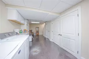 9098 Collington Square, Pittsburgh, PA 15101 - Photo 33