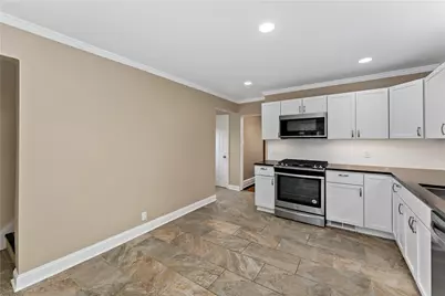 515 Finley Ave, Scott Township, PA 15106 - Photo 9