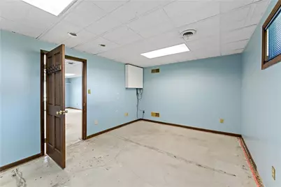 210 W Pike St, Canonsburg, PA 15317 - Photo 15