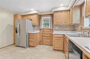 149 Delaware Dr, Twp of But NW, PA 16001 - Photo 11