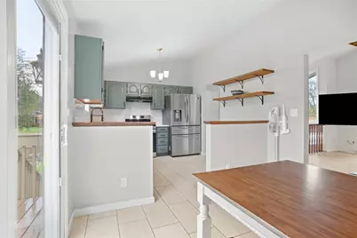 2404 Linden Dr, Hampton, PA 15101 - Photo 17
