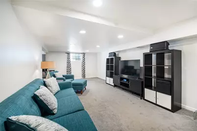 705 Victory Rd, Pittsburgh, PA 15101 - Photo 19