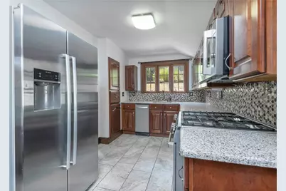 215 Brookside Blvd, Pittsburgh, PA 15241 - Photo 11
