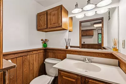105 Green Oak Lane, Scott Township, PA 15220 - Photo 9