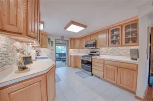 922 Lindberg Ave, Pittsburgh, PA 15120 - Photo 13