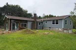 1656 Pulaski Mercer Rd, East Lackawannock Township, PA 16137 - Photo 3