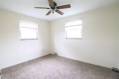 1555 Bevan Rd, Pittsburgh, PA 15227 - Photo 19
