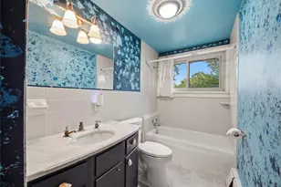 929 S Trenton Ave, Pittsburgh, PA 15221 - Photo 35