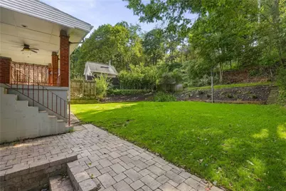 110 Buehner Drive, Ross Twp, PA 15237 - Photo 17